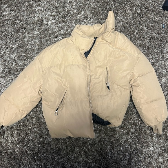 Amazon Puffer Jacket - Picture 2 of 5